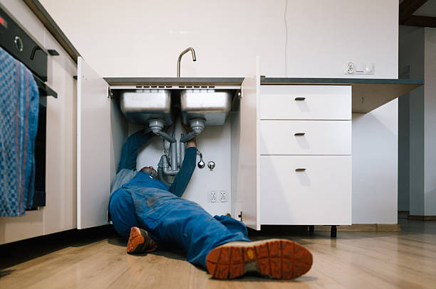 Professional Emergency Plumber technician working in Colgate, WI